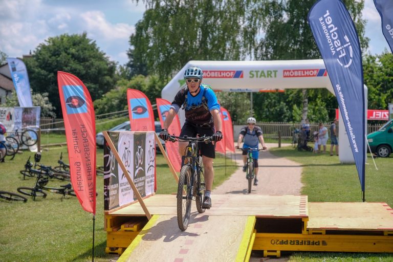 cycling races 3476763 1280