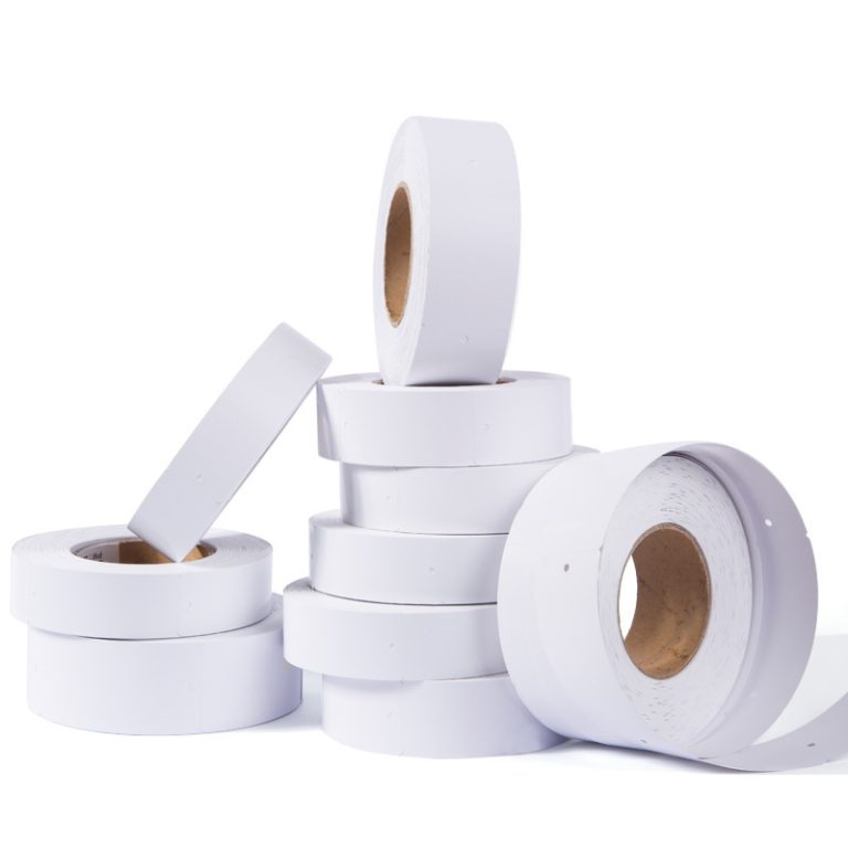 RFID Roll Clothing Hangtags For the Apparel Tracking Solutions